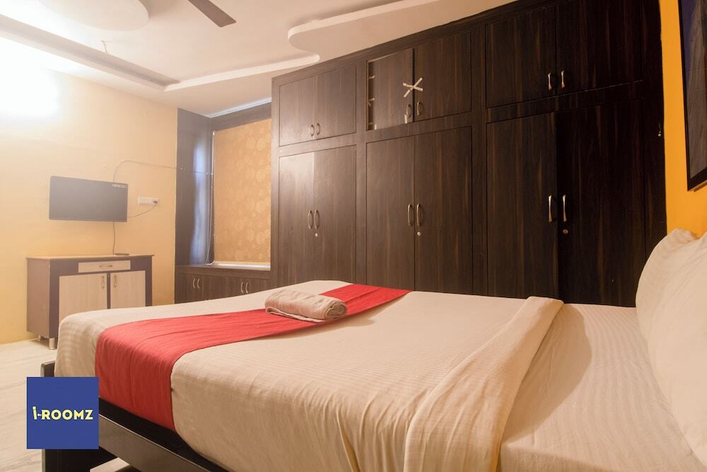 Хидерабад: iROOMZ Peaceful Stay Villa
