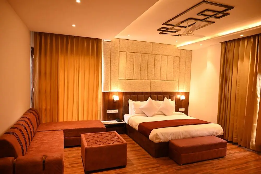 Aamod Suites - Dalhousie — фото 1