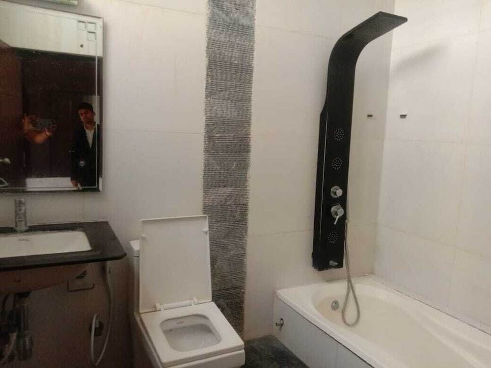 Чамараджанагара: iROOMZ Nijaguna Resort