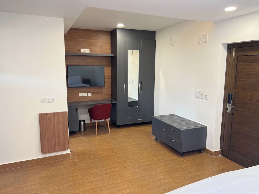 Хидерабад: Palladium Luxury Suites