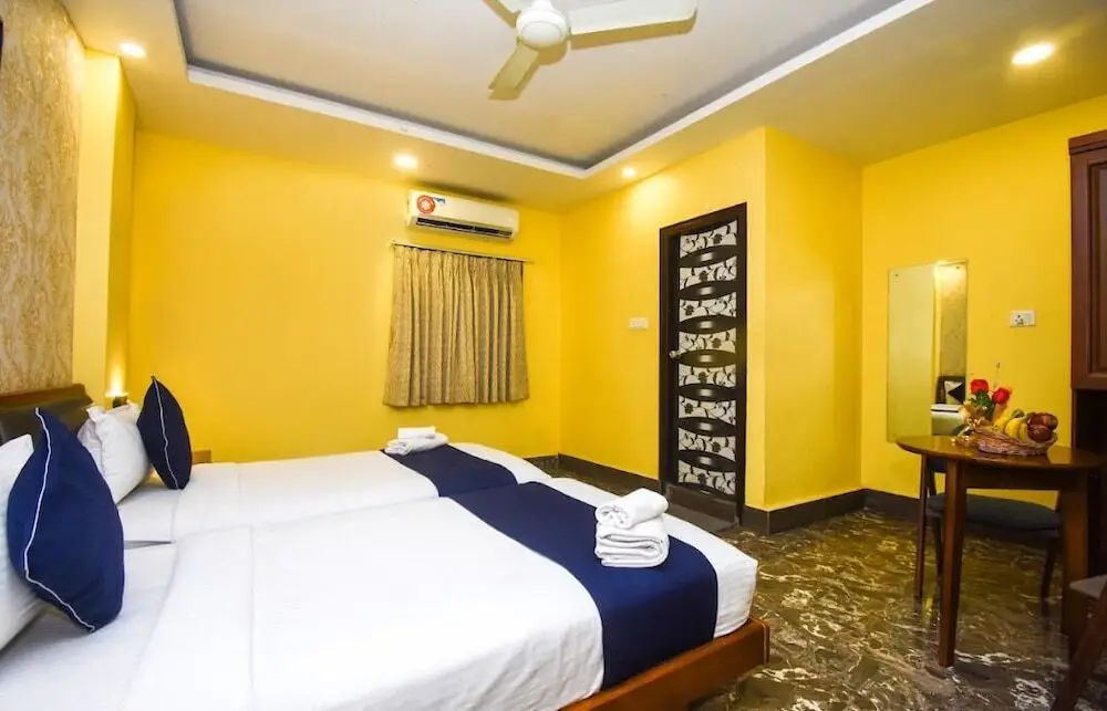 Ховрах: Hotel Kiaan Inn