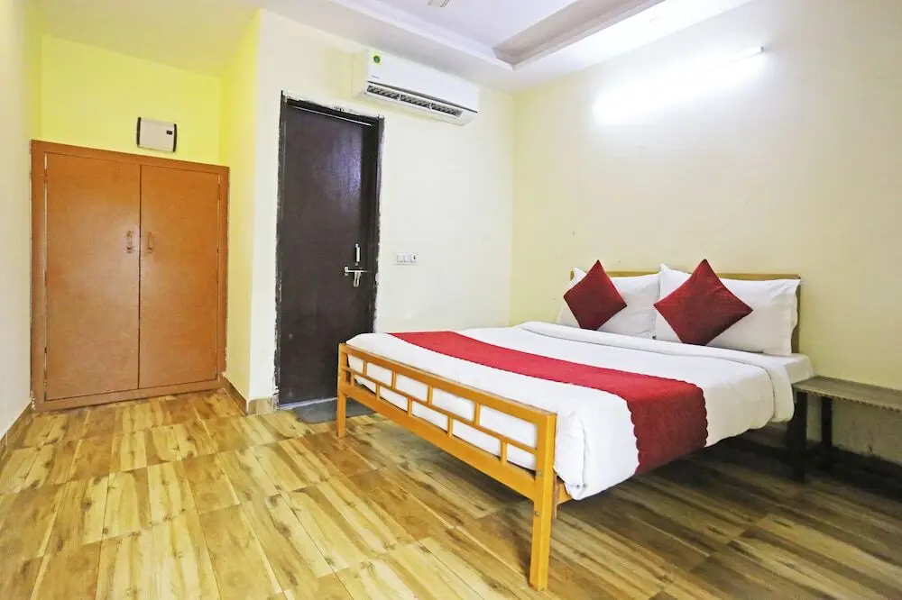 Нью-Дели: Hotel Raaso inn Nawada Metro By Arrow