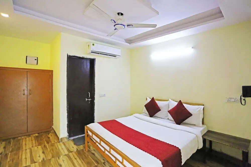 Нью-Дели: Hotel Raaso inn Nawada Metro By Arrow
