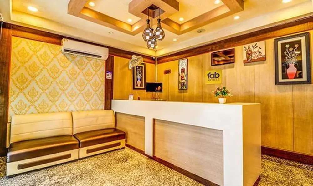 Лакхнау: Fabhotel Crystal Inn I
