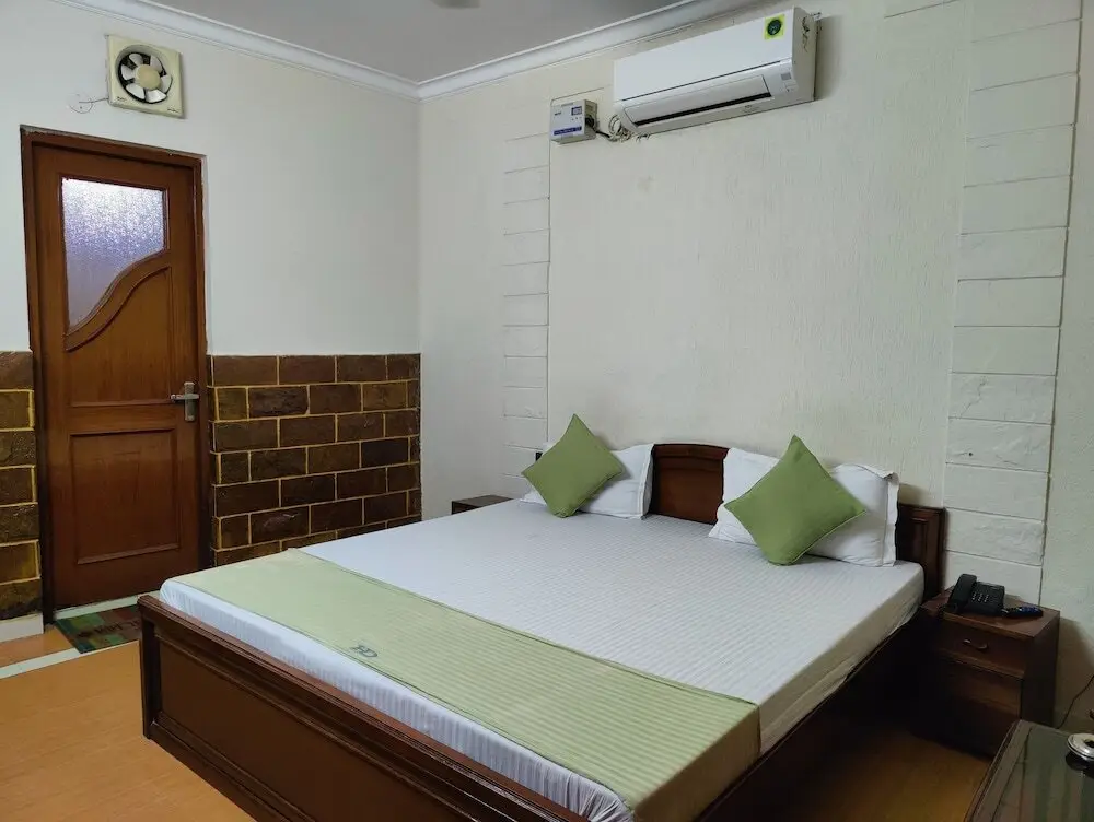 Чандигарх: Harish Guest House -Railway Station Road