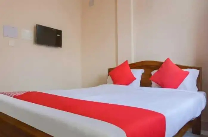Бхубанешвар: Goroomgo Caroline Homestay Bhubaneswar