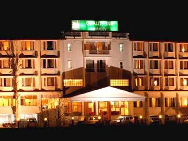 Шимла: Quality Inn Himdev