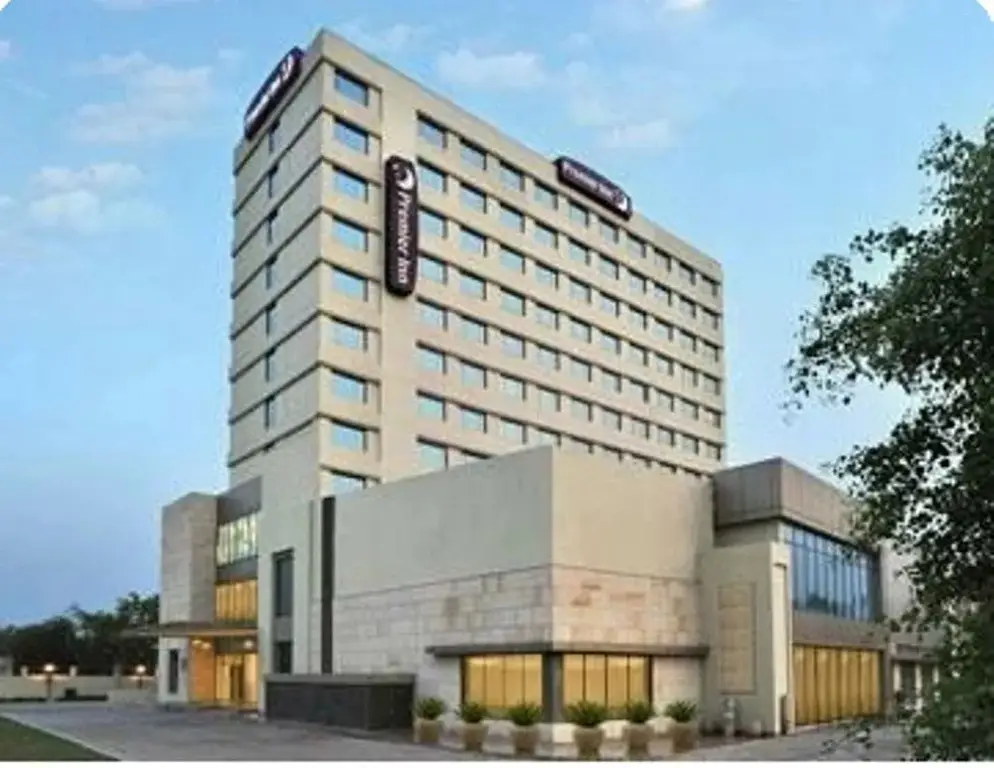 Caspia Hotel New Delhi Shalimar Bagh — фото 1