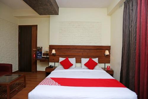 Газиабад: OYO 13602 Hotel The Town House