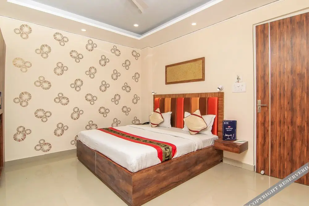 Лакхнау: OYO 4975 Hotel Buddha Residency