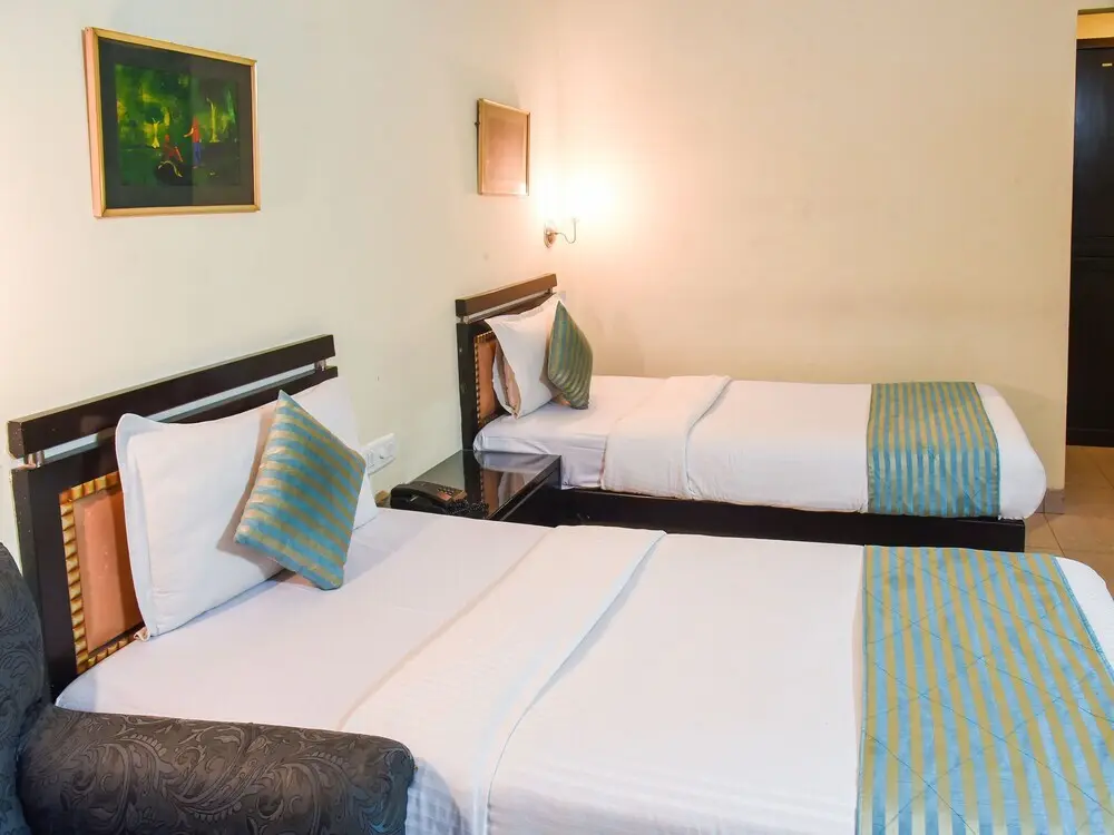 Колката: OYO 2417 Hotel Allenby Inn
