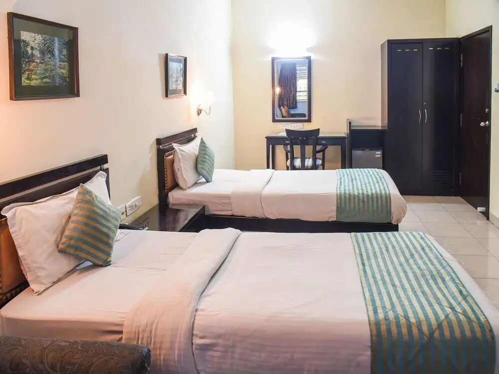 Колката: OYO 2417 Hotel Allenby Inn