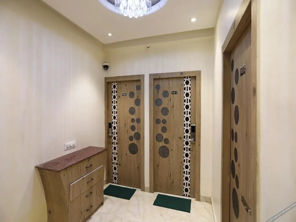 Колката: OYO 2038 Hotel Green Leaf Regency