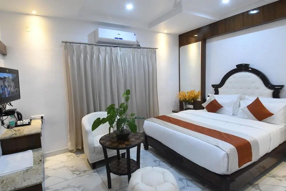 Майсур: OYO 8320 Hotel Lok Sagar