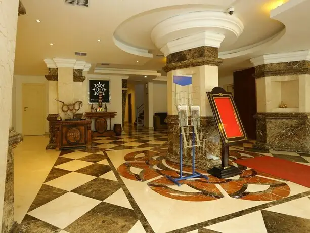 Эрамаллур: OYO 9954 Emarald Hotel