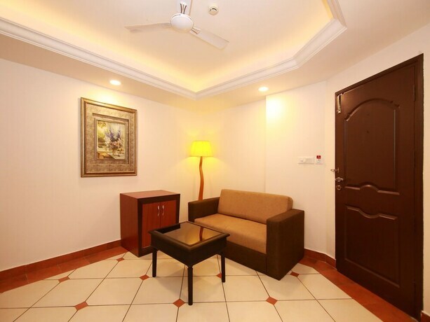 Эрамаллур: OYO 9954 Emarald Hotel