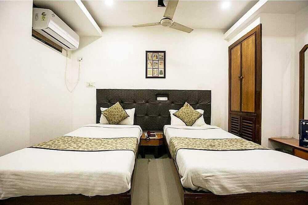 Бхопал: Oyo 4287 Hotel Pathik