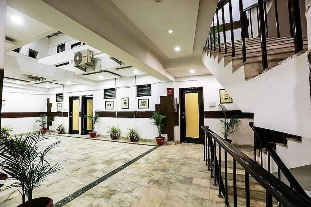 Бхопал: Oyo 4287 Hotel Pathik