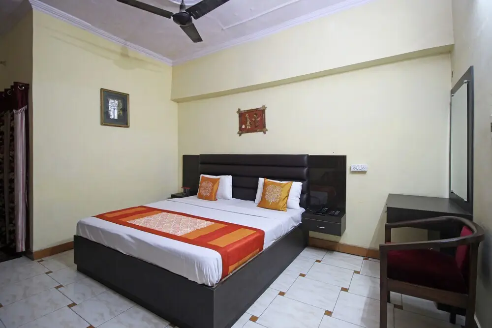 Барейлли: OYO 7928 Hotel Sehgal