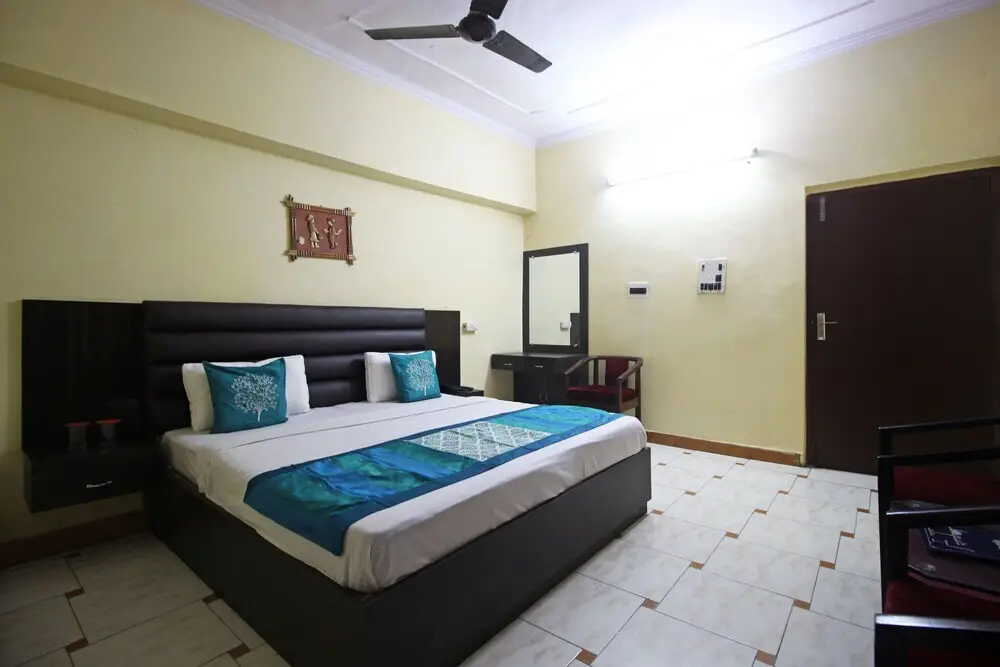 Барейлли: OYO 7928 Hotel Sehgal