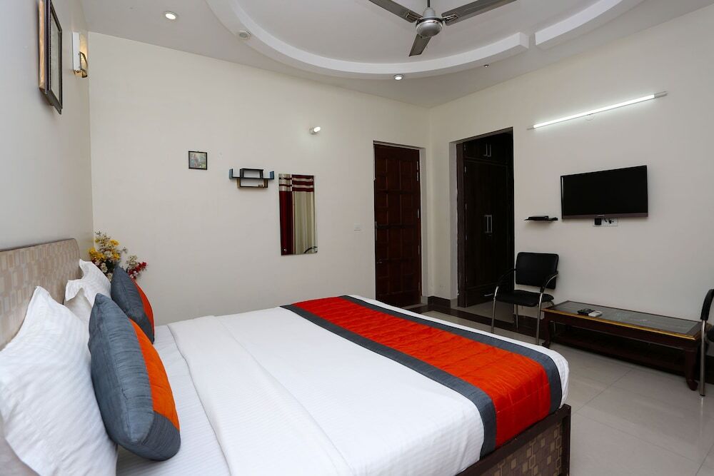 Гуруграм: OYO 6602 Home Stay Jannat Residency