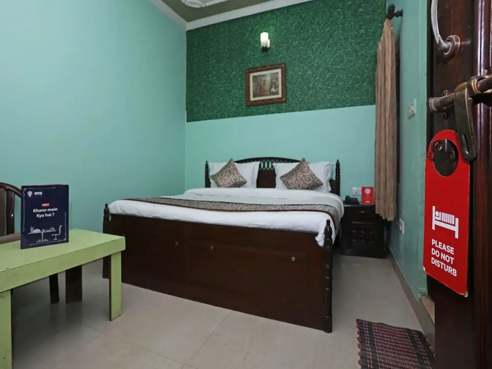 Нью-Дели: OYO 11312 Hotel Aero Capitol