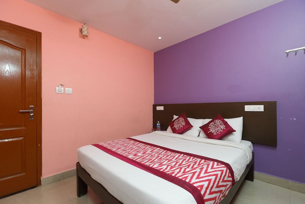 Тирупати: Oyo 6637 Hotel Bvn Grand