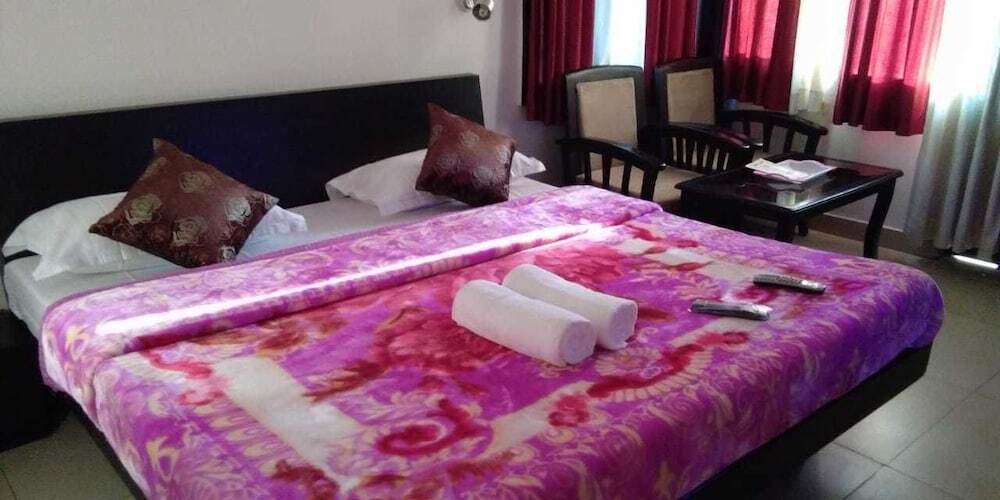 Наинитал: OYO 4044 The Raikwals Hotel