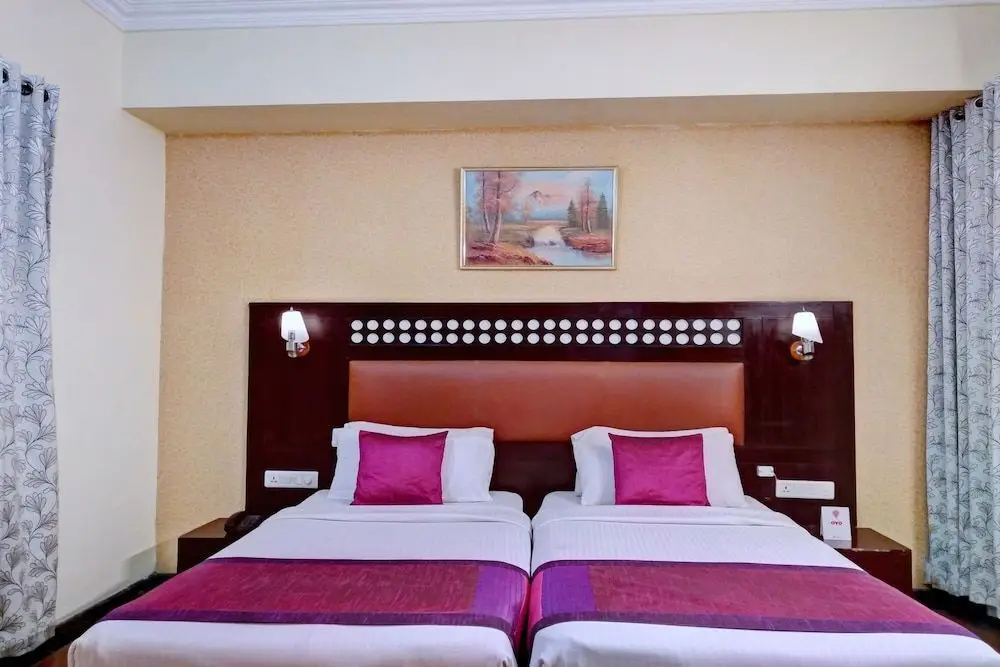 Бангалор: OYO 10437 Hotel Hibiscus INN