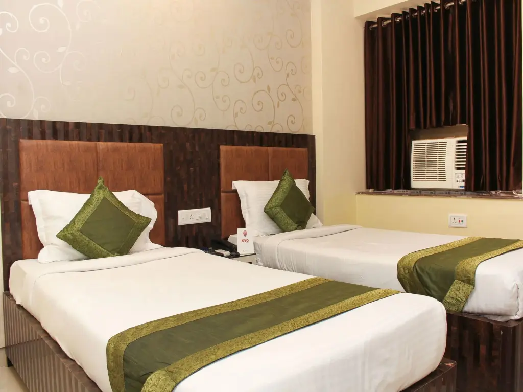 Колката: OYO 9818 Hotel Diamond Plaza