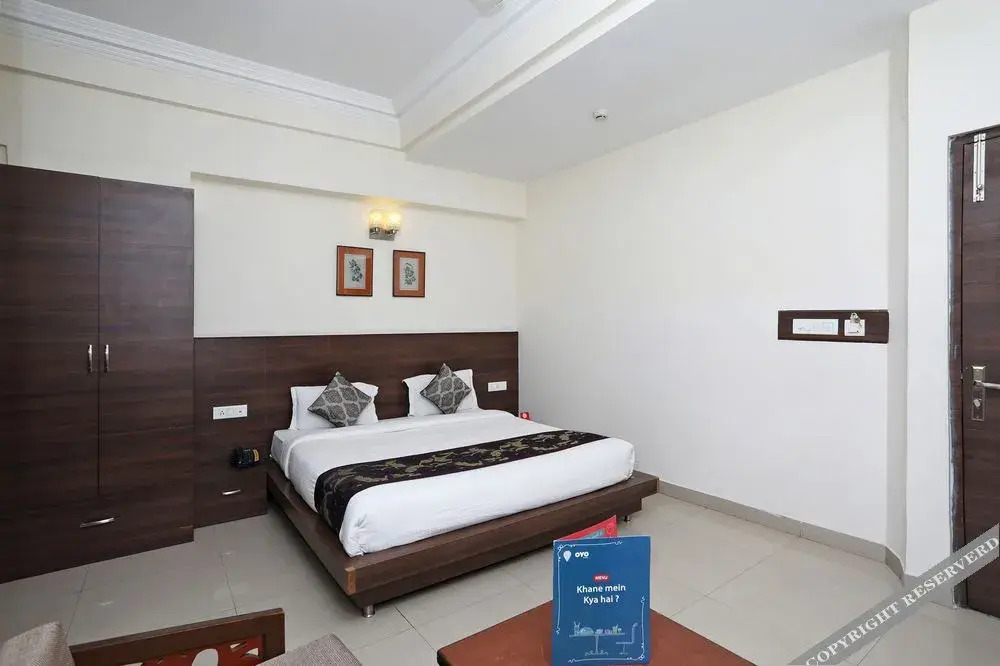 Лакхнау: OYO Flagship 11406 Indira Nagar