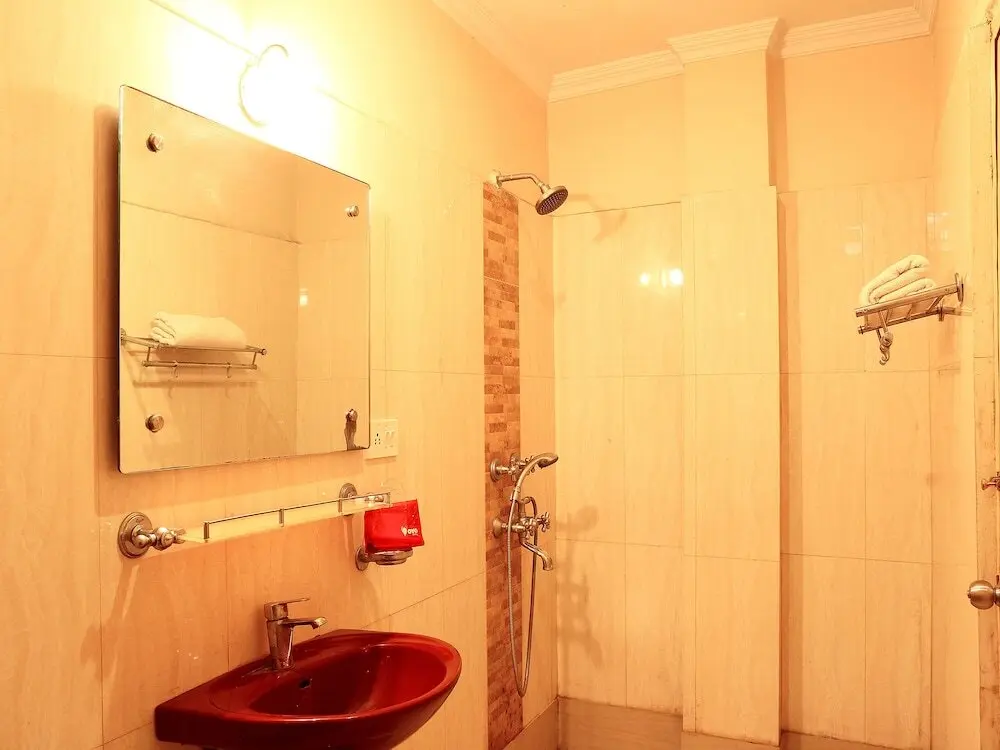Колката: Oyo 4402 Rossa Hospitality