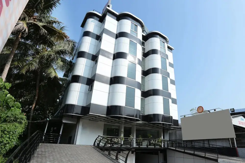 Эрамаллур: OYO 10611 Hotel Malabar Illam