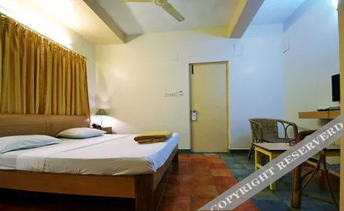 Ченнаи: OYO 9578 Gemini Inn