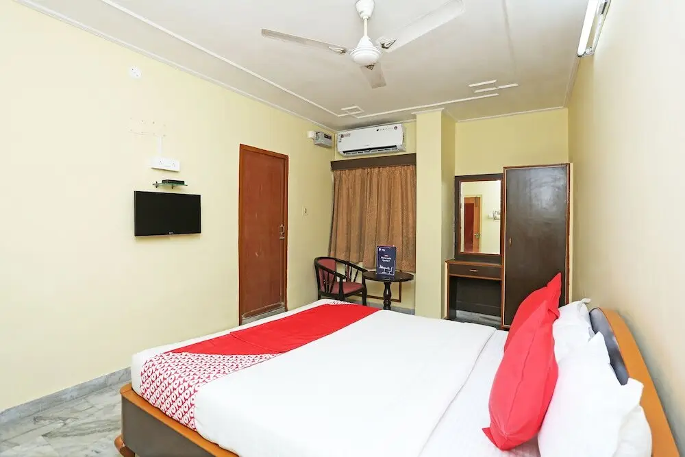 Гувахати: B.K.R Guest House