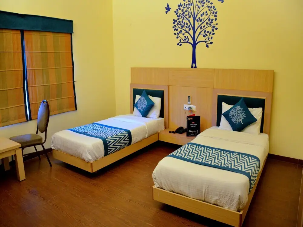 Канпур: OYO 2376 Bellevue Hotel