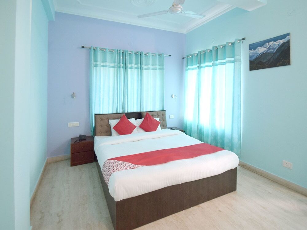 Кангра: Hotel Manu Vinod