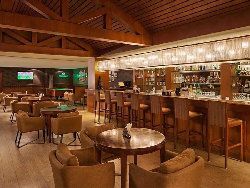 Гуруграм: Dlf Club5