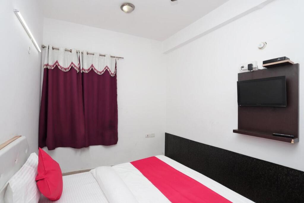 OYO Flagship 40300 Hotel Kusum Palace — фото 1