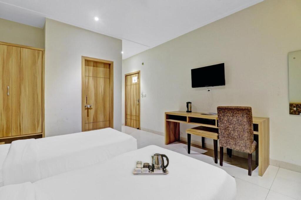 Агра: Townhouse 691 Hotel Sulit
