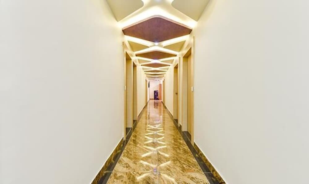 Fabhotel Symphony Grand — фото 1