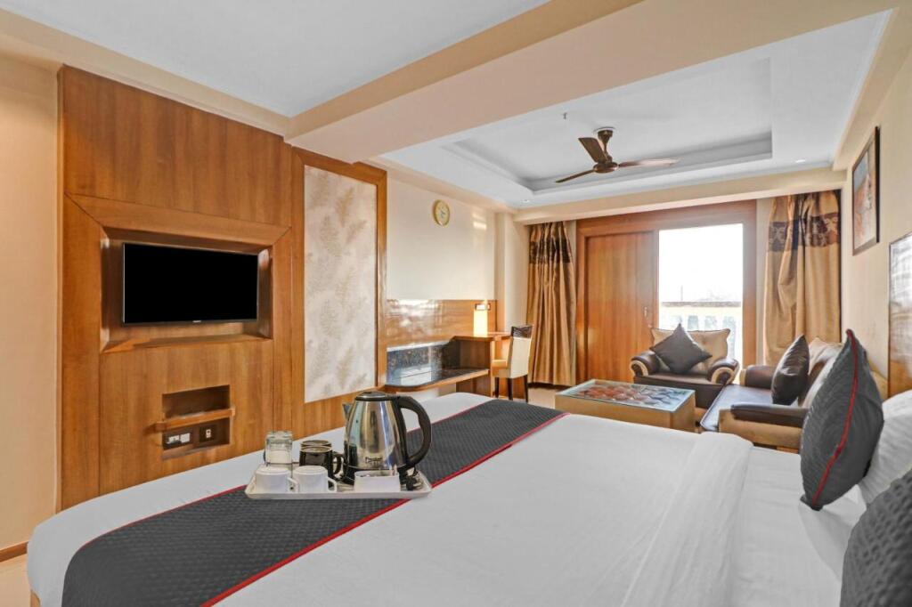 Алипур: Oyo Townhouse 841 Parker Plaza