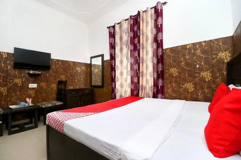 Амбала: OYO Flagship 18943 Hotel Punjab Residency