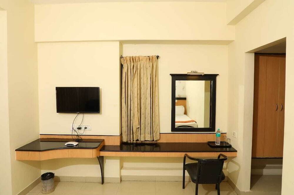 Салем: Hotel Shrie Shannth