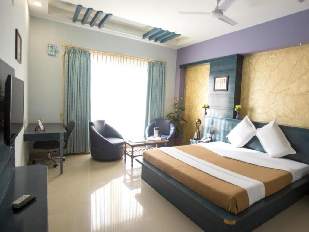 Салем: Hotel AMRs Evvergreen