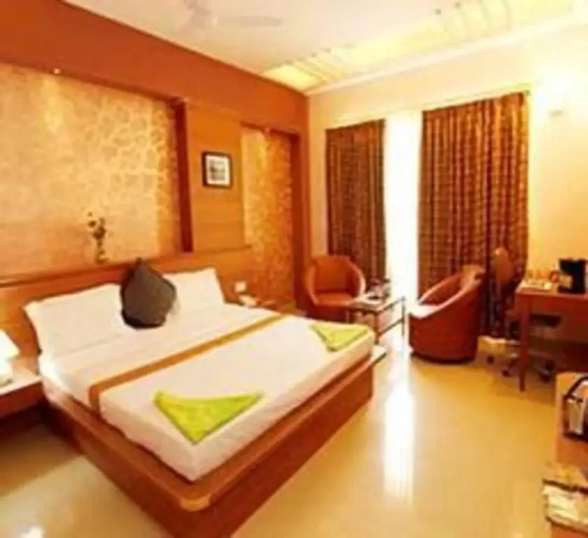 Салем: Hotel AMRs Evvergreen
