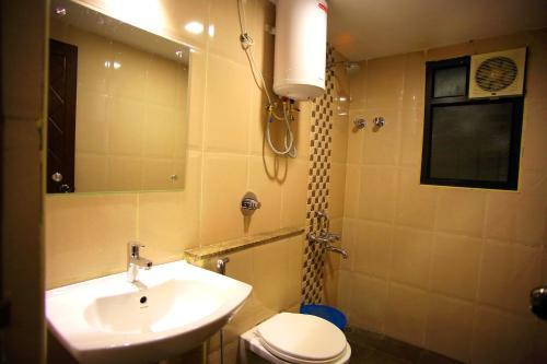 Бангалор: The Lounge Business Hotel