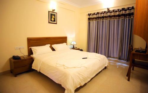 Бангалор: The Lounge Business Hotel