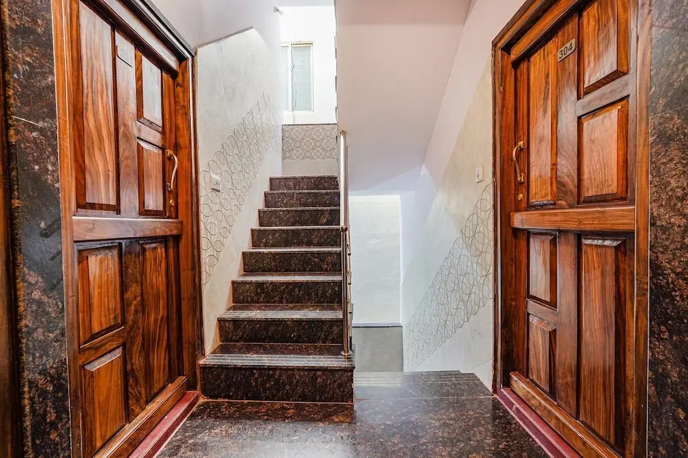 Бангалор: FabHotel The Lepsi Inn