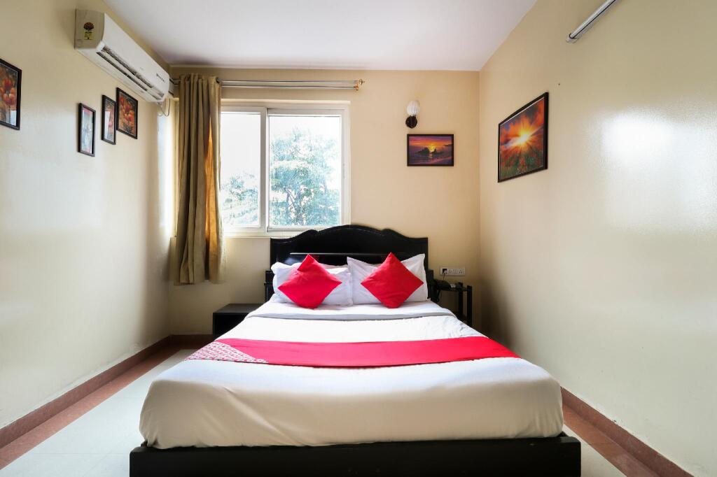Бангалор: OYO 2318 Hotel Palm Emirates